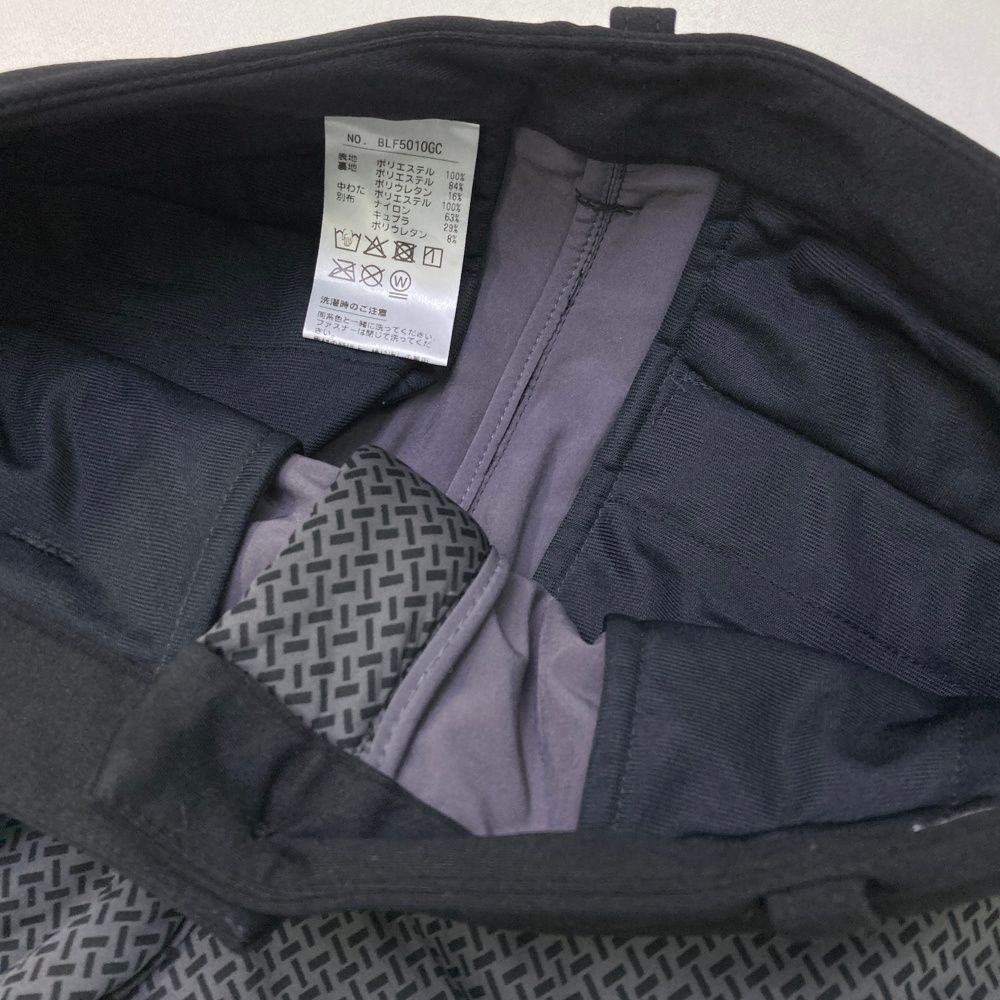 良質および割引価格です。 サイズ S BLACK-WHITE ブラックアンドホワイト 中綿パンツ 総柄 グレー系 240101385220 ゴルフウェア レディース ストスト