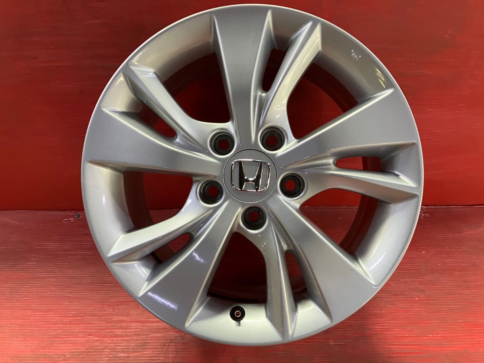 中古アルミ16X7.0　ホンダヴェゼル純正4本セット ホンダ ヴェゼル純正ホイール4本 中古アルミ16X7.0 ホンダヴェゼル純正