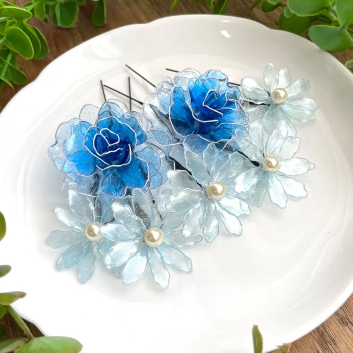 青薔薇と青い花々の髪飾り《2》 ＊アメリカンフラワー
