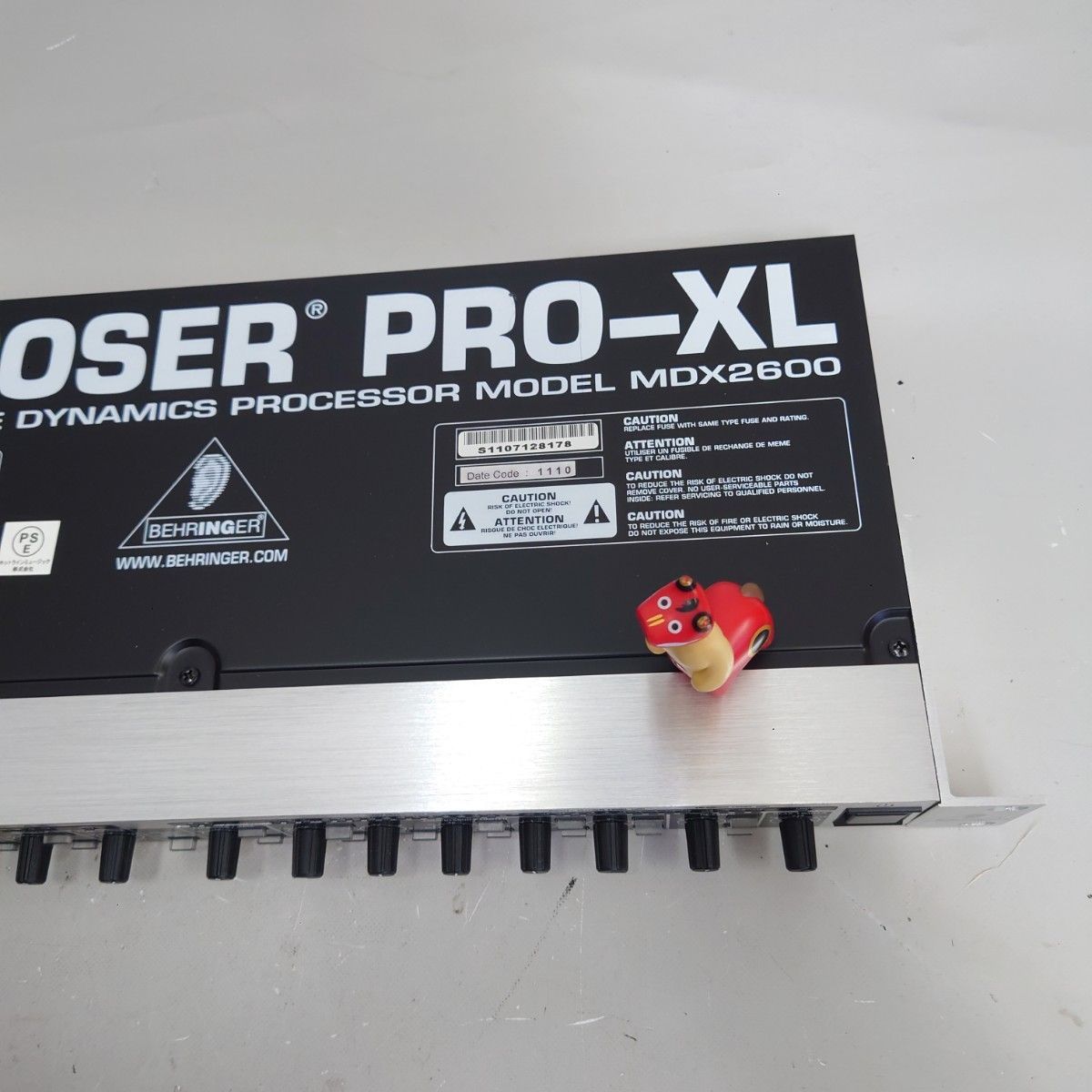 動作品】BEHRINGER MDX2600 COMPOSER PRO-XL 本体のみ 送料無料