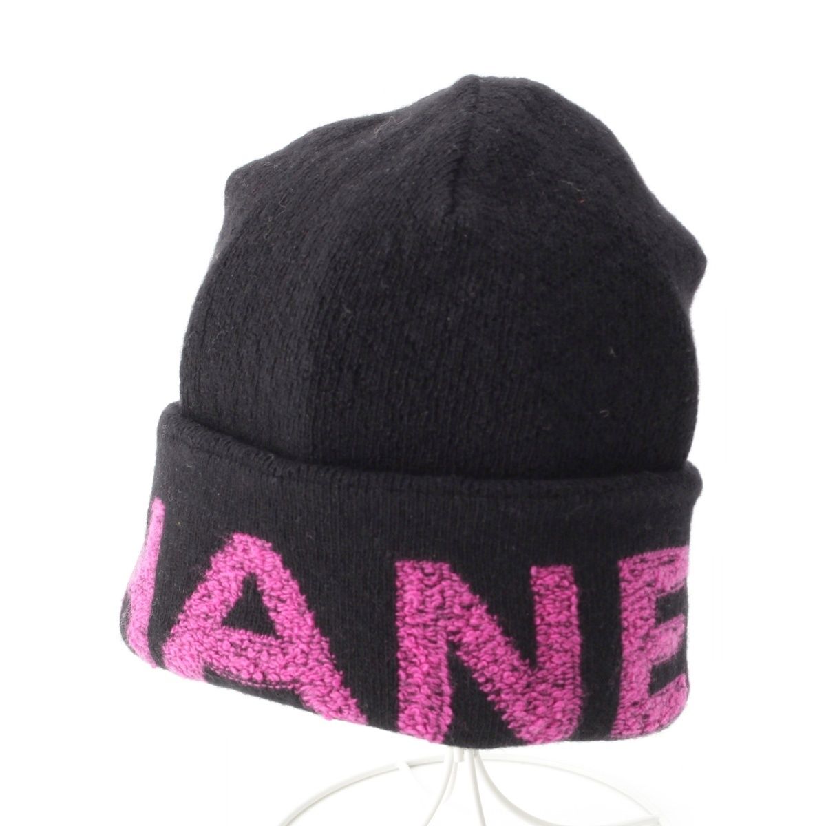 【美品】CHANEL ニット帽 ビーニー ロゴ カシミヤ混 ブラック シャネル カシミヤ混 ロゴ ニットキャップ ビーニー 帽子
