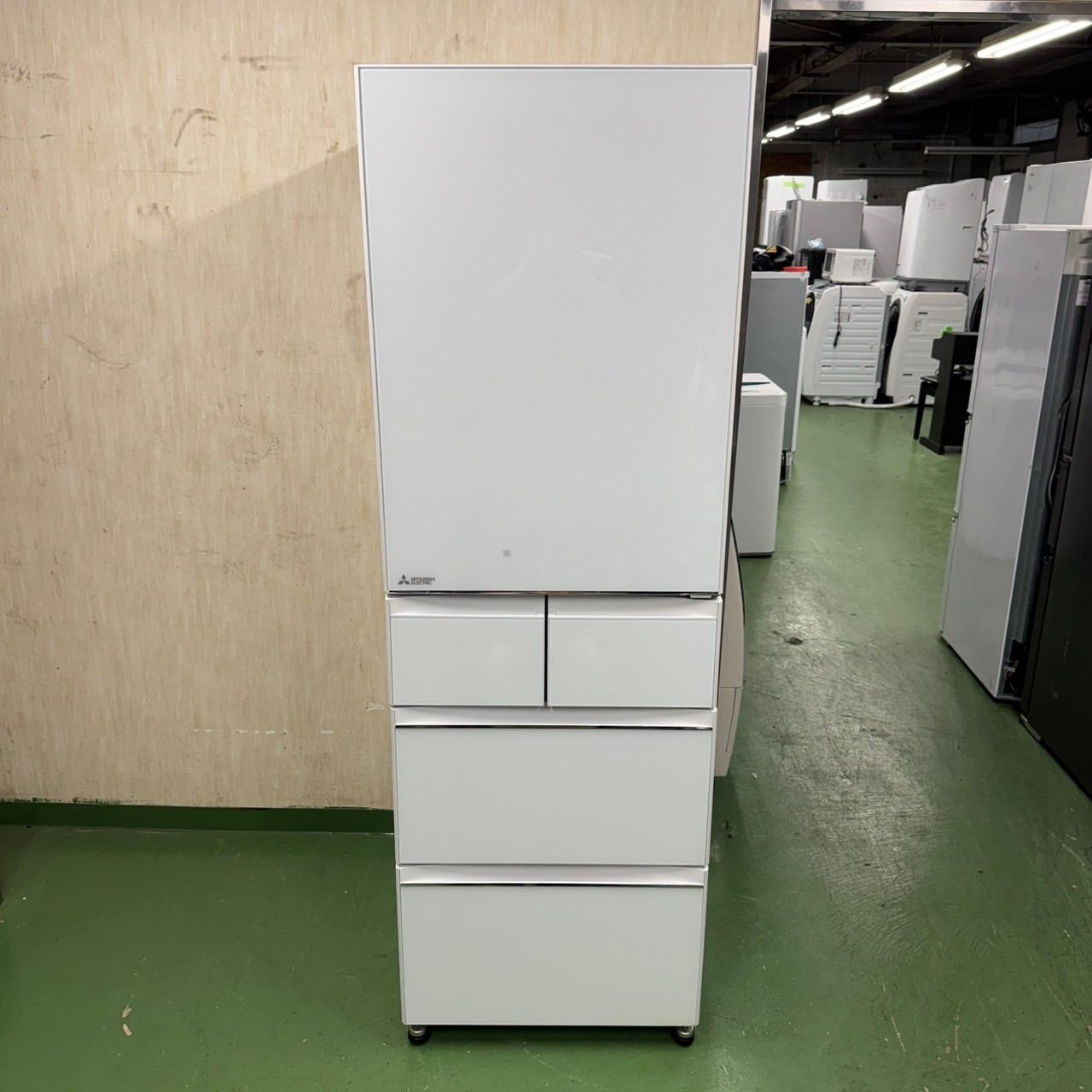 92 三菱 大型冷蔵庫 455L 400L以上 ホワイトカラー 右開き 自動製氷 5ドア