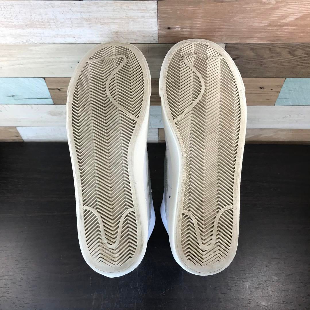未使用　NIKEウィンドブレーカー アイボリーオフホワイト　Lサイズ 国内10月8日発売予定】サカイ × ナイキ ブレザー ミッド 全2色