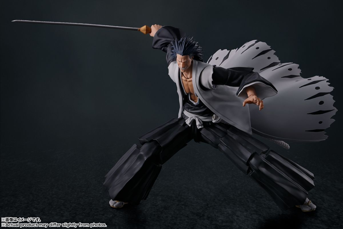 BLEACH 逆刃 I.W-STUDIO 更木剣八 更木剑八 フィギュア 新品・公式】BLEACH S.H.Figuarts 更木剣八 公式グッズ colleize