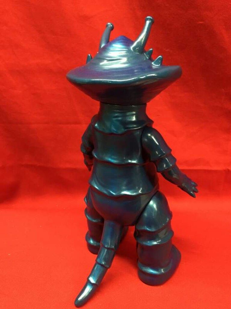 バンダイ ウルトラQ 総天然色ブルーレイ購入特典フィギュア ナメゴン