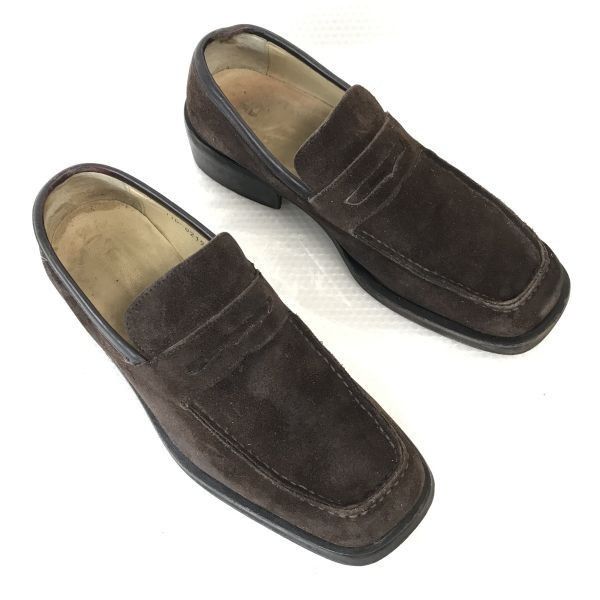 GUCCI グッチ　モカシン　革靴 GUCCI - 未使用 グッチ GUCCI ローファー モカシン ロゴ金具