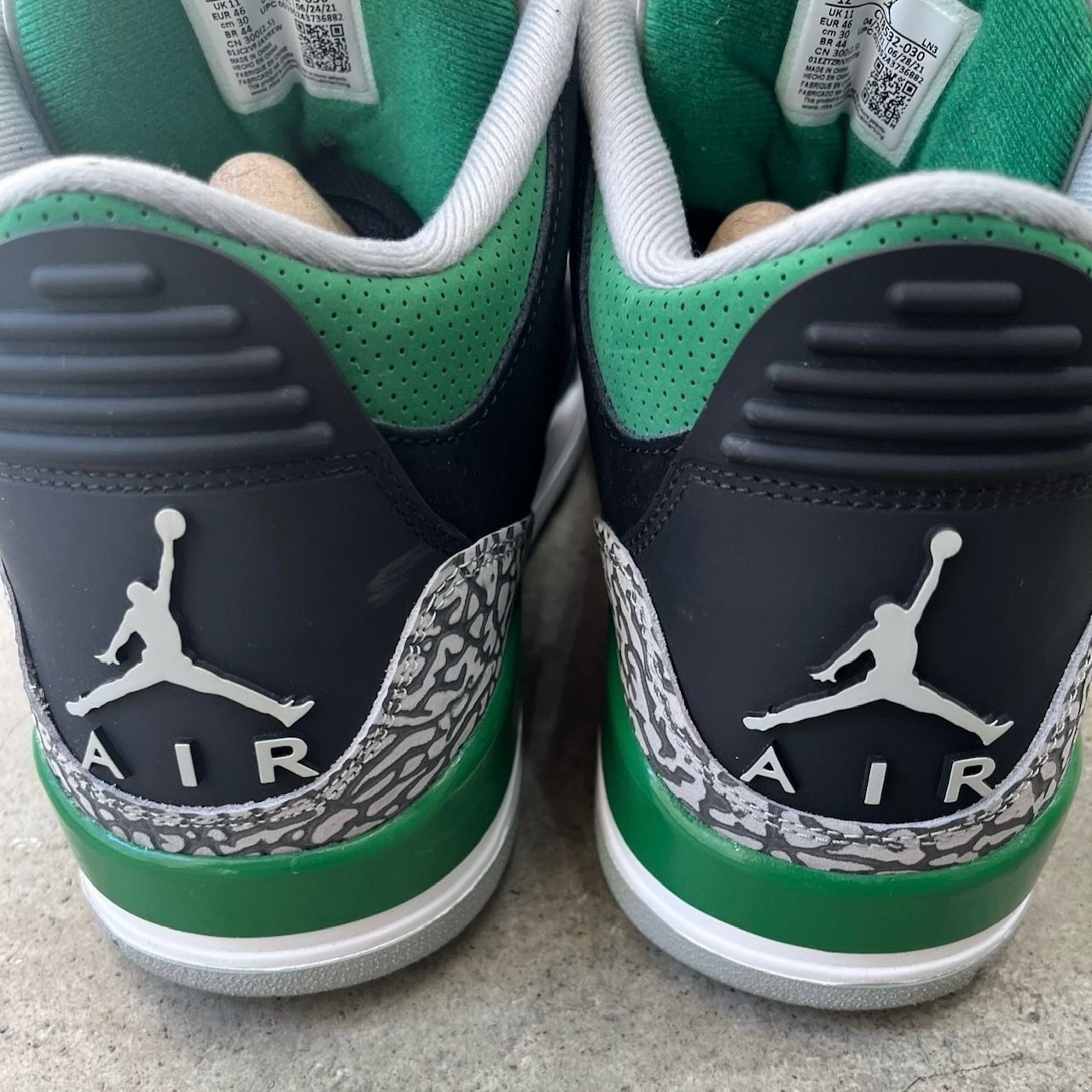 国内正規 NIKE AIR JORDAN 3 RETRO 