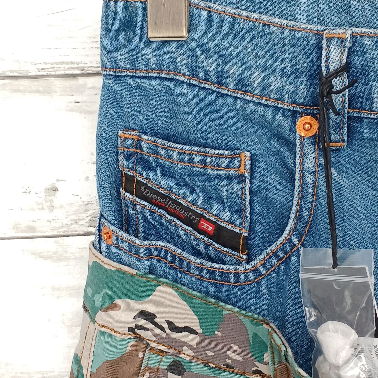 新品】DIESEL デニム 定価35,000円 85%オフ - メルカリ