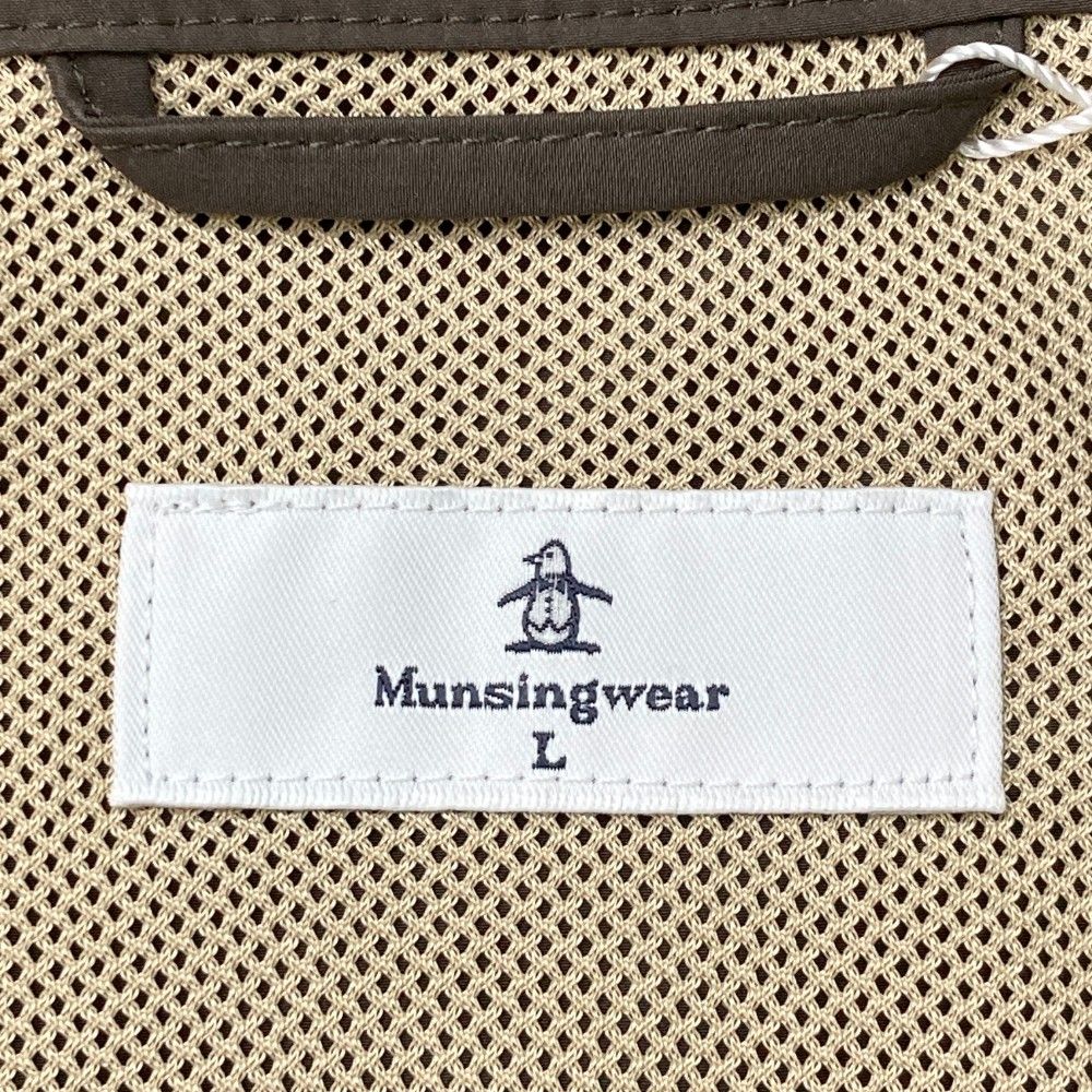 サイズ：L MUNSING WEAR マンシングウェア  裏メッシュ半袖ブルゾン  ブラウン系 [240101445359] ゴルフウェア メンズ ストスト 新品】MUNSING WEAR マンシングウェア 裏メッシュ半袖ブルゾン