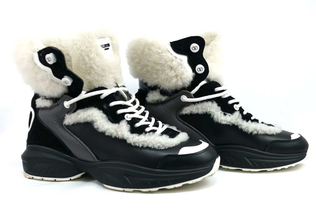 y*u様 VALENTINO ブラックカモフラージュ ハイカットスニーカー VALENTINO GARAVANI ヴァレンティノ ファー ハイカット