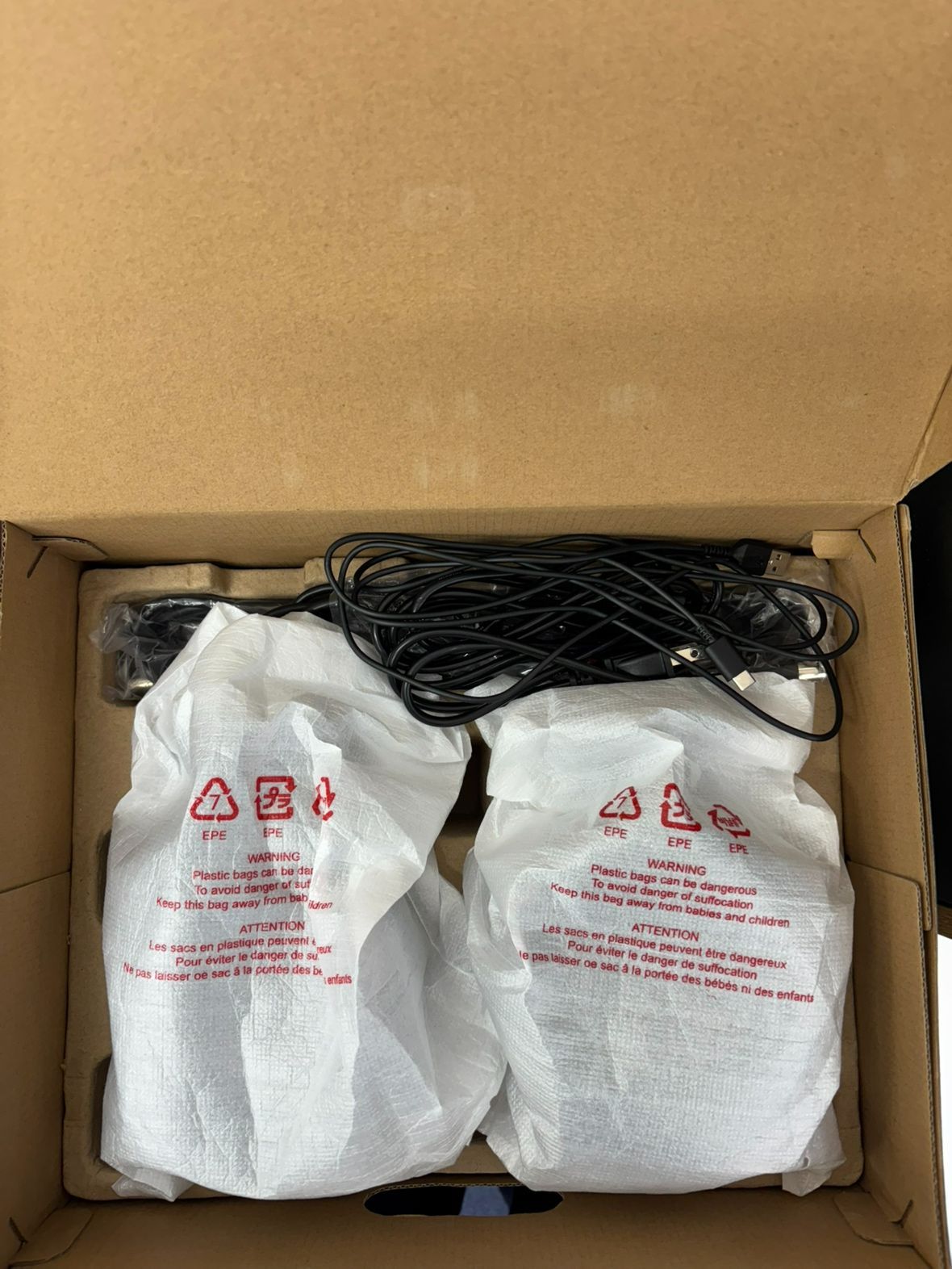  ゲーミングスピーカー スティールシリーズ SteelSeries Arena 7 - JP 61545 2553 スピーカー スピーカー ウーファー