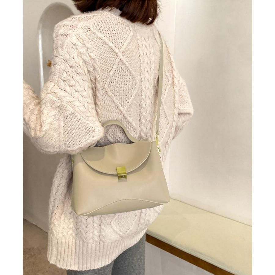 ショルダーバッグ