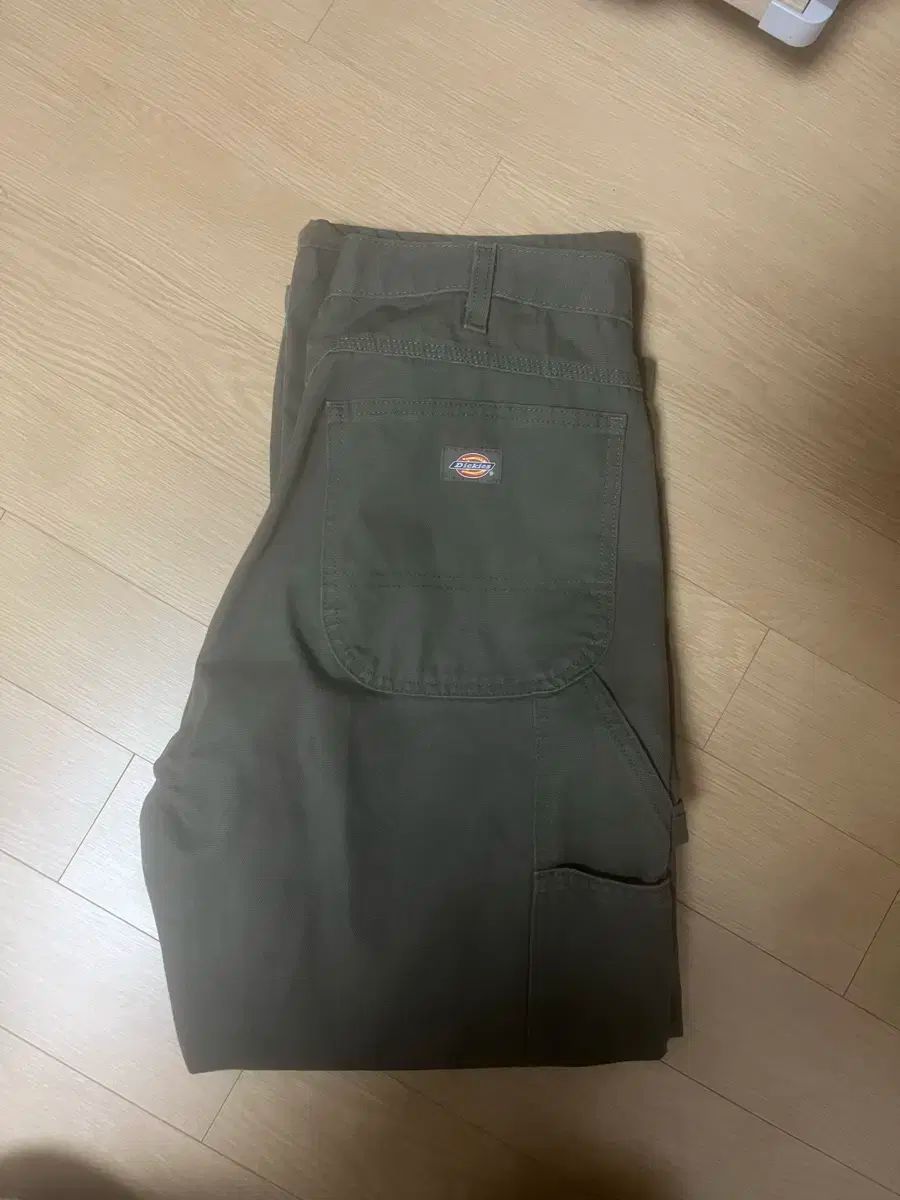 Dickies ディッキーズ ペインターパンツ オリーブ W34 メキシコ製 DICKIESジーンズ ペインターパンツ カーキ 古着 Dickies ディッキーズ