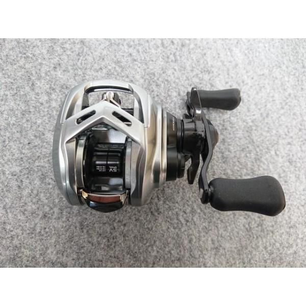 未使用品】 訳あり ダイワ 21アルファス SV TW 800H ベイト