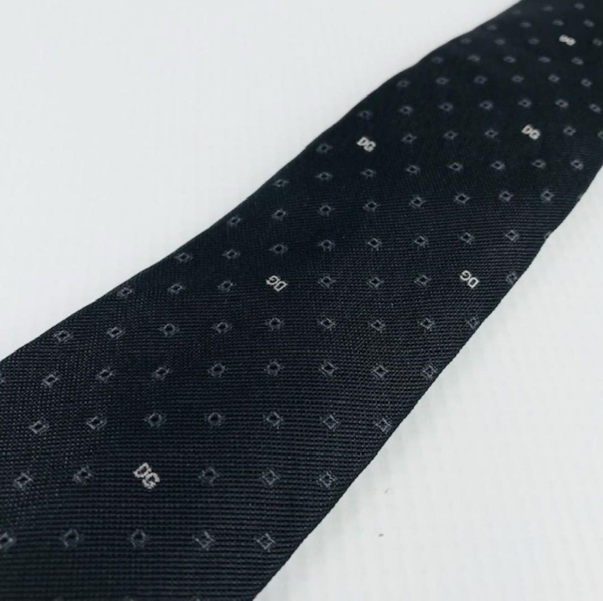 美品☆DOLCE&GABBANA・ドルチェ&ガッバーナ メンズ DG柄 シルク