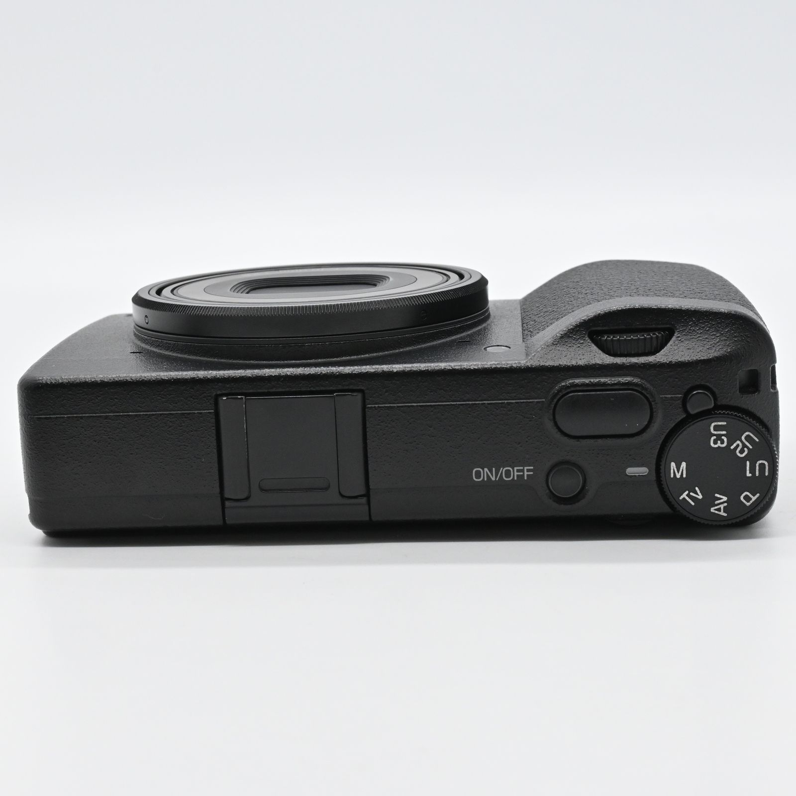 美品】 RICOH GR III ☆美品☆RICOH GR III ショット数 5232回 プロ