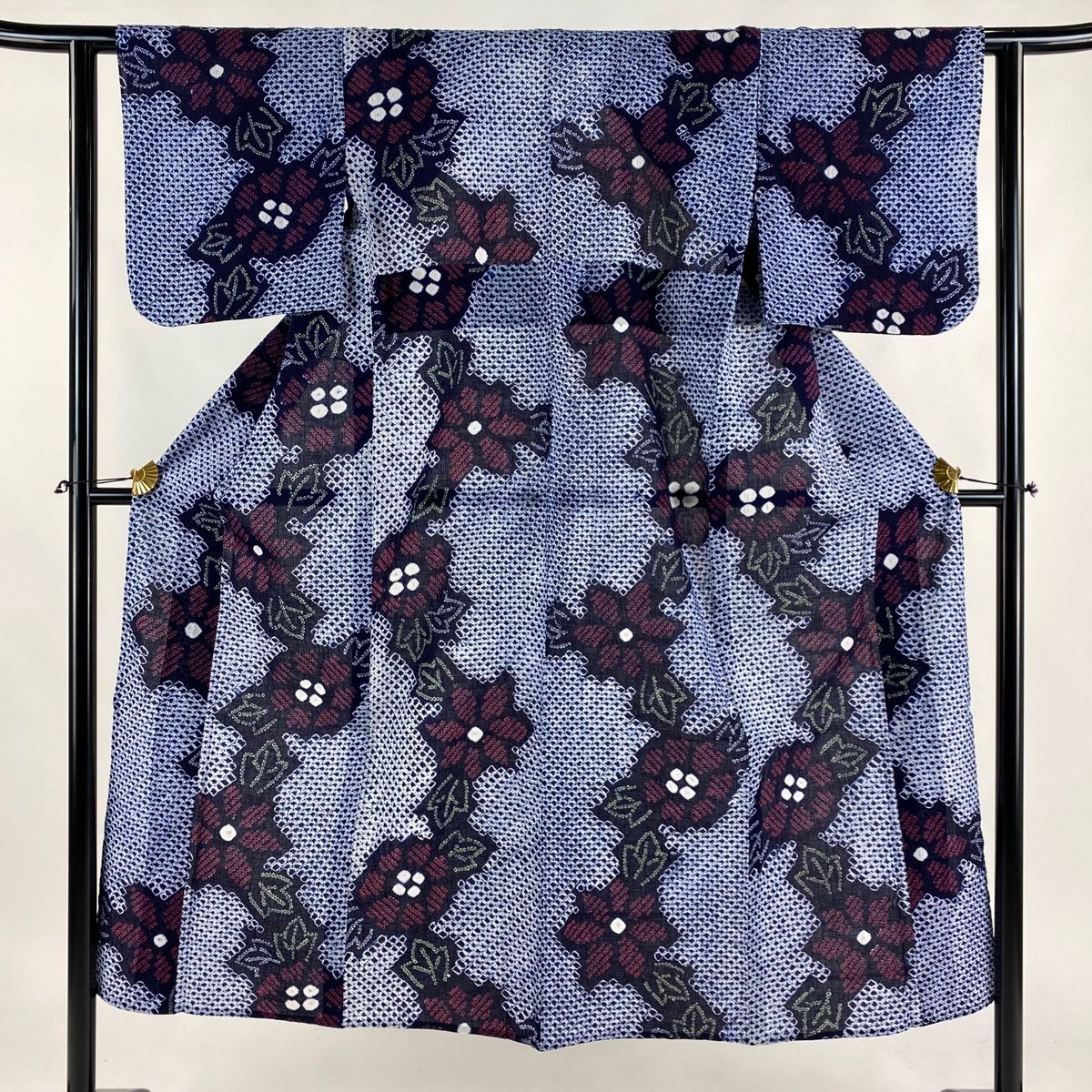 浴衣 身丈146cm 裄丈60cm S 絞り浴衣 草花 紺色 綿 名品