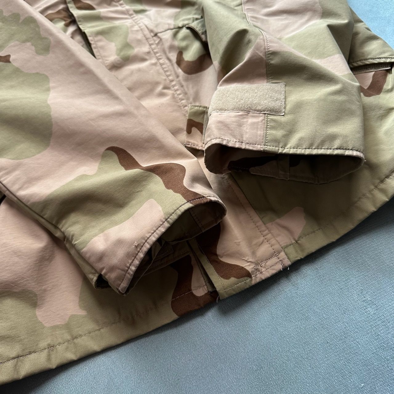 00s US ARMY ECWCS GEN1 デザートカモ エクワックス M-L