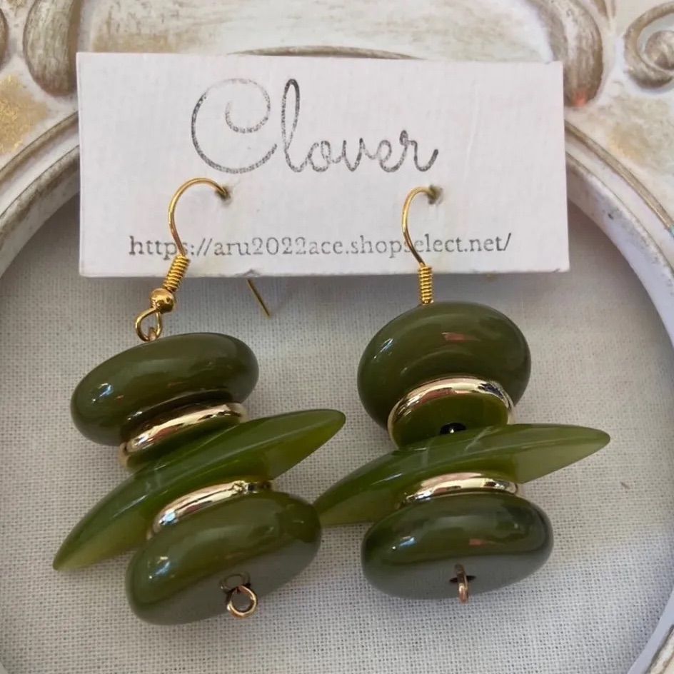 ハンドメイド ピアス No.113 - メルカリ 