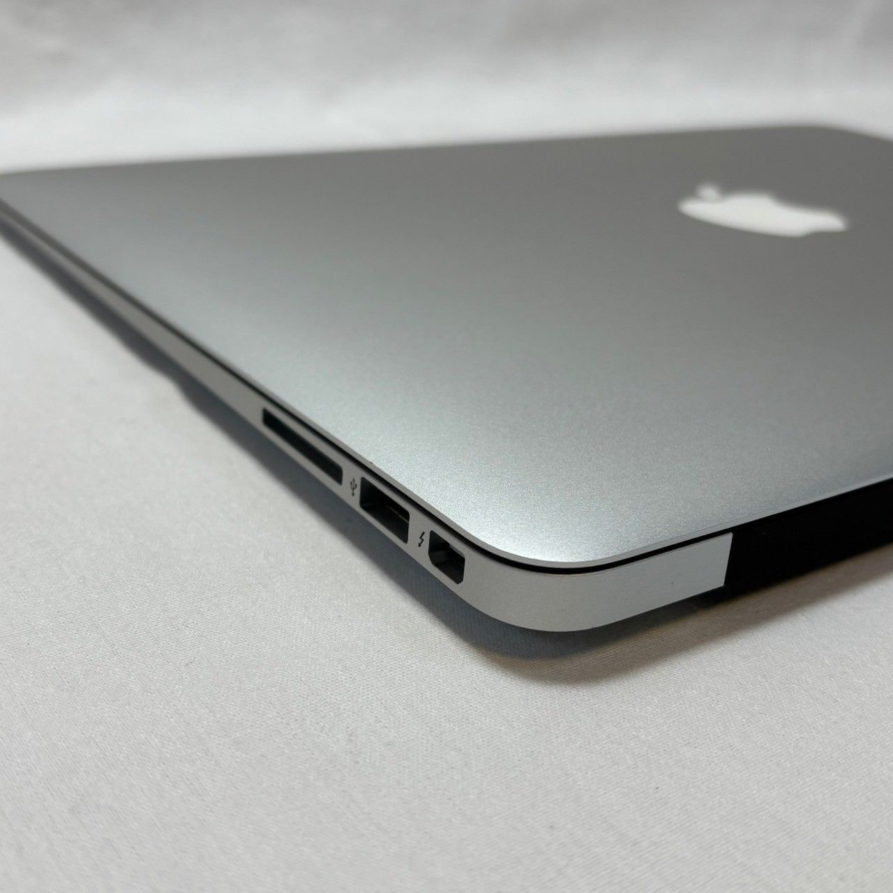 MacBook|Air|13インチ|A1466|2017年製|MQD32J|A|ストレージ故障|起動OK 箱|付属品あり|No.870