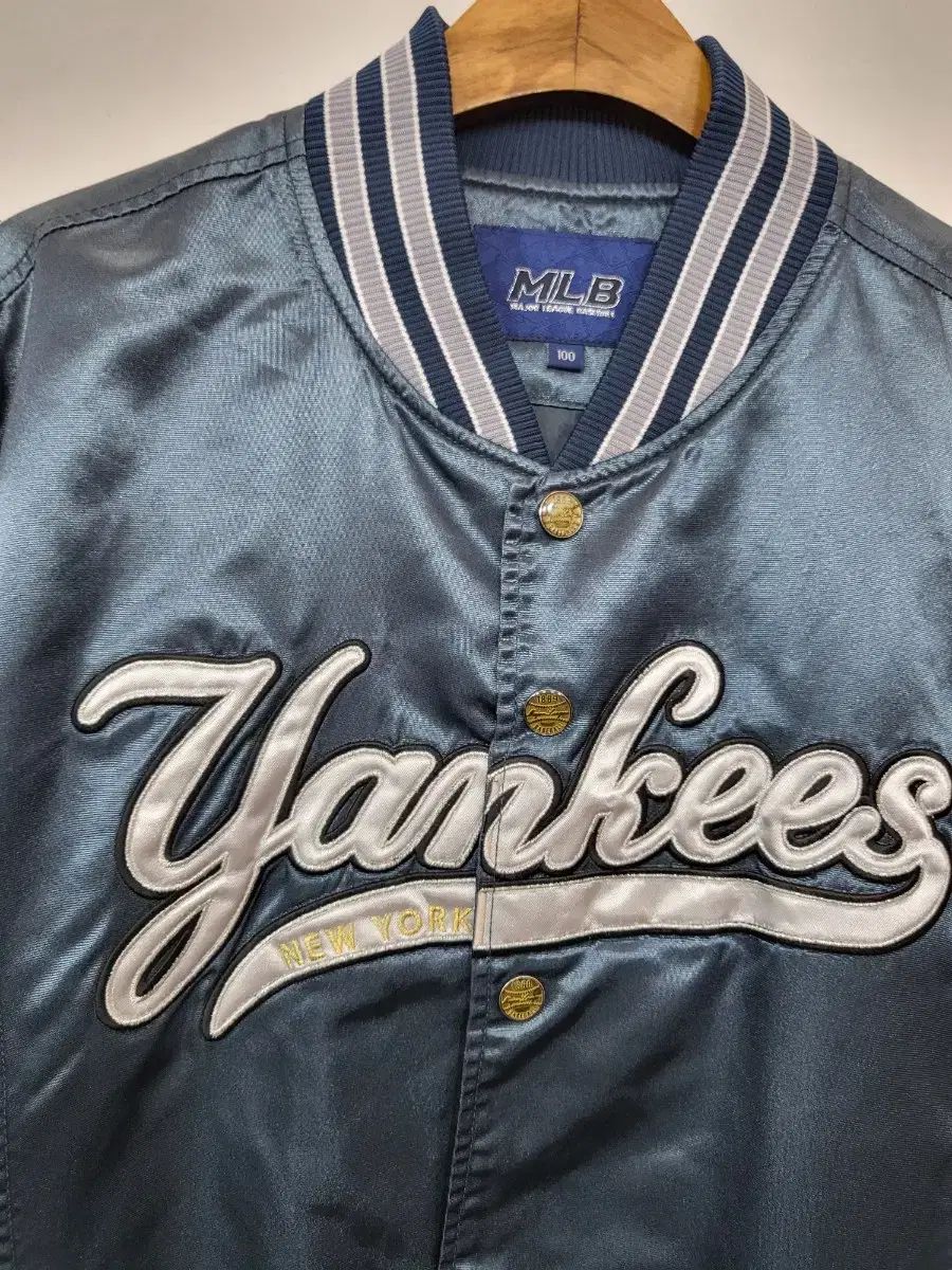 MLB ニューヨーク ヤンキース スタジアム ブルゾン