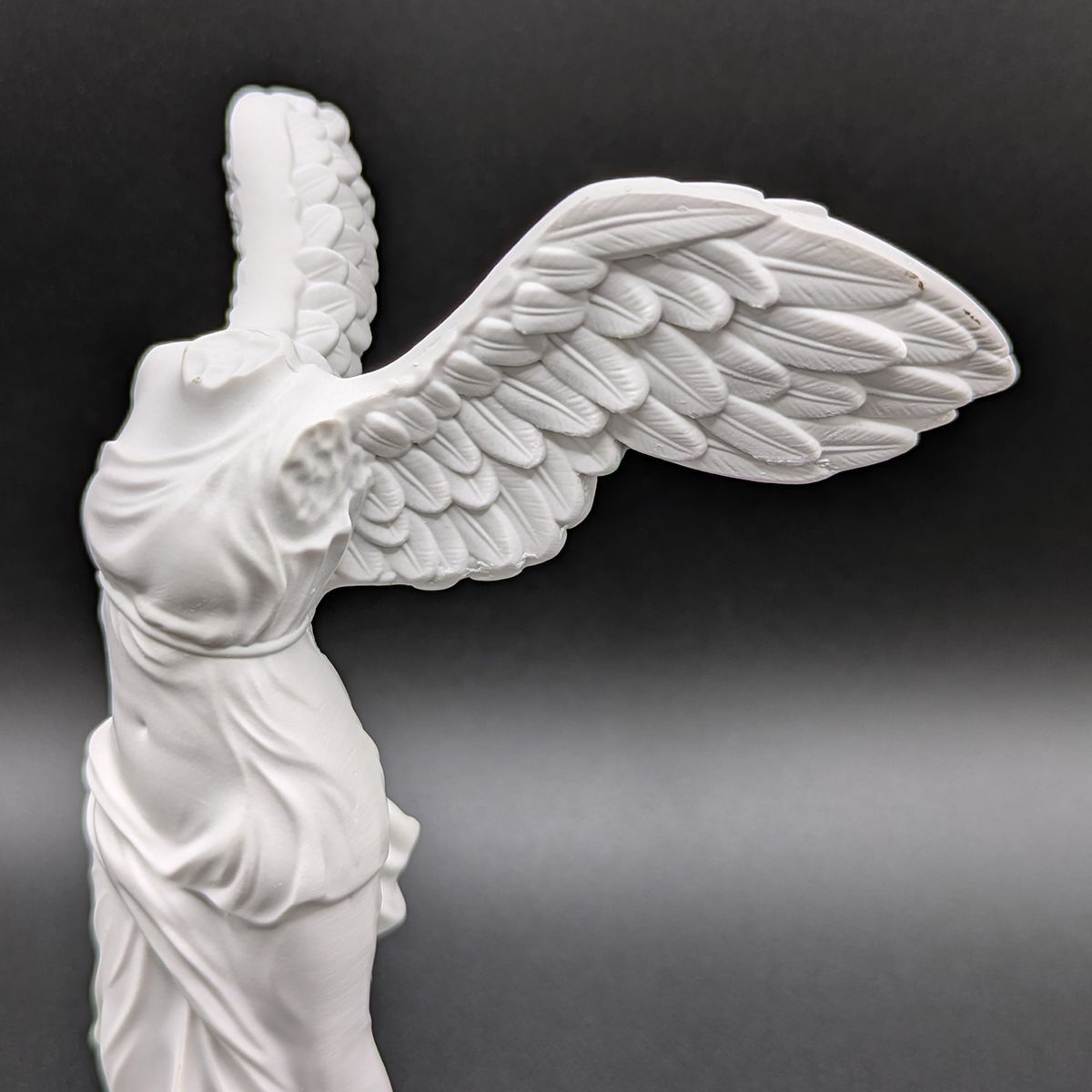 サモトラケのニケ風 フィギュア 14.8cm 勝利の女神 石膏像風 レプリカ