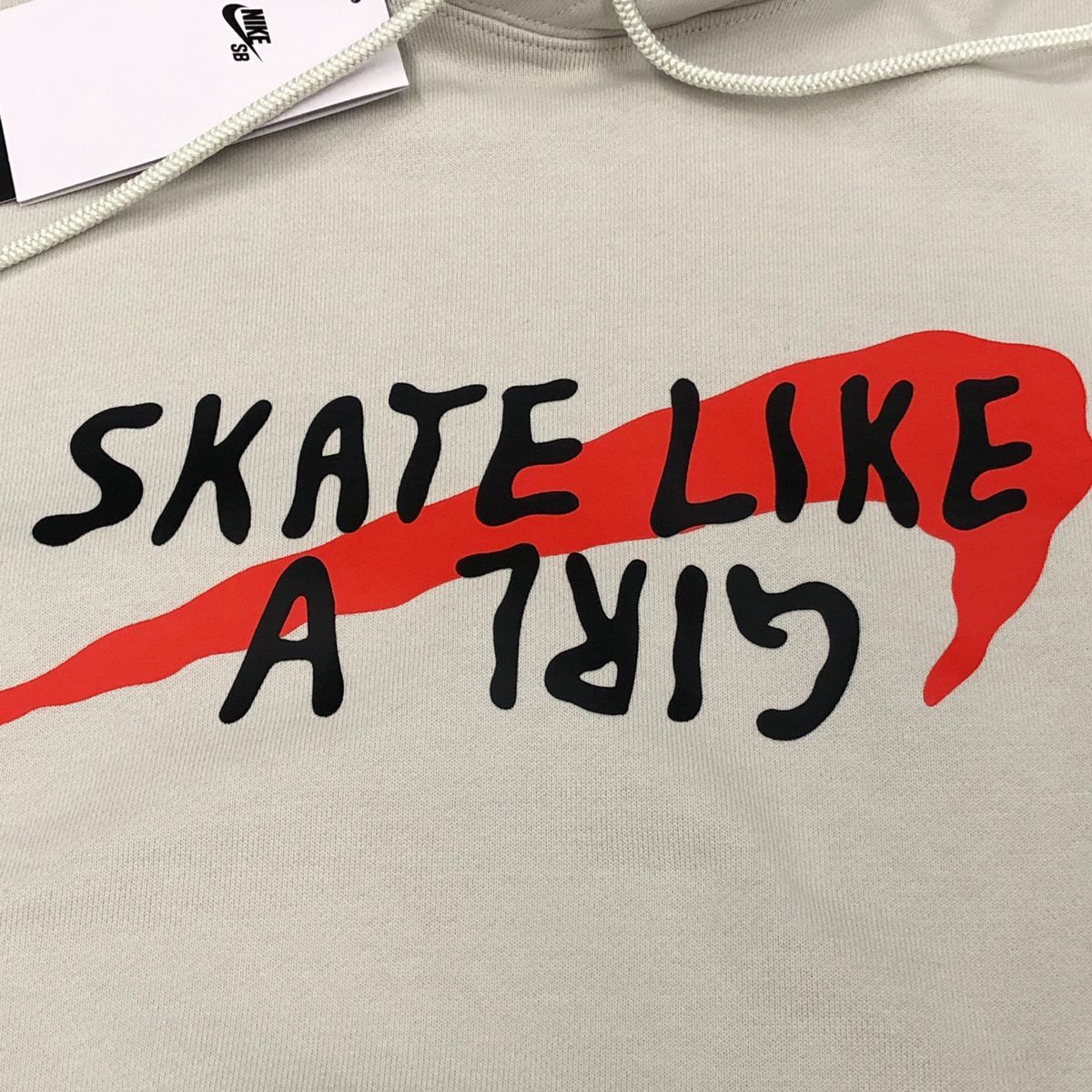 NIKE ナイキ SB SKATE LIKE A GIRL 1 FLEECE L/S TOP LIGHTBORN