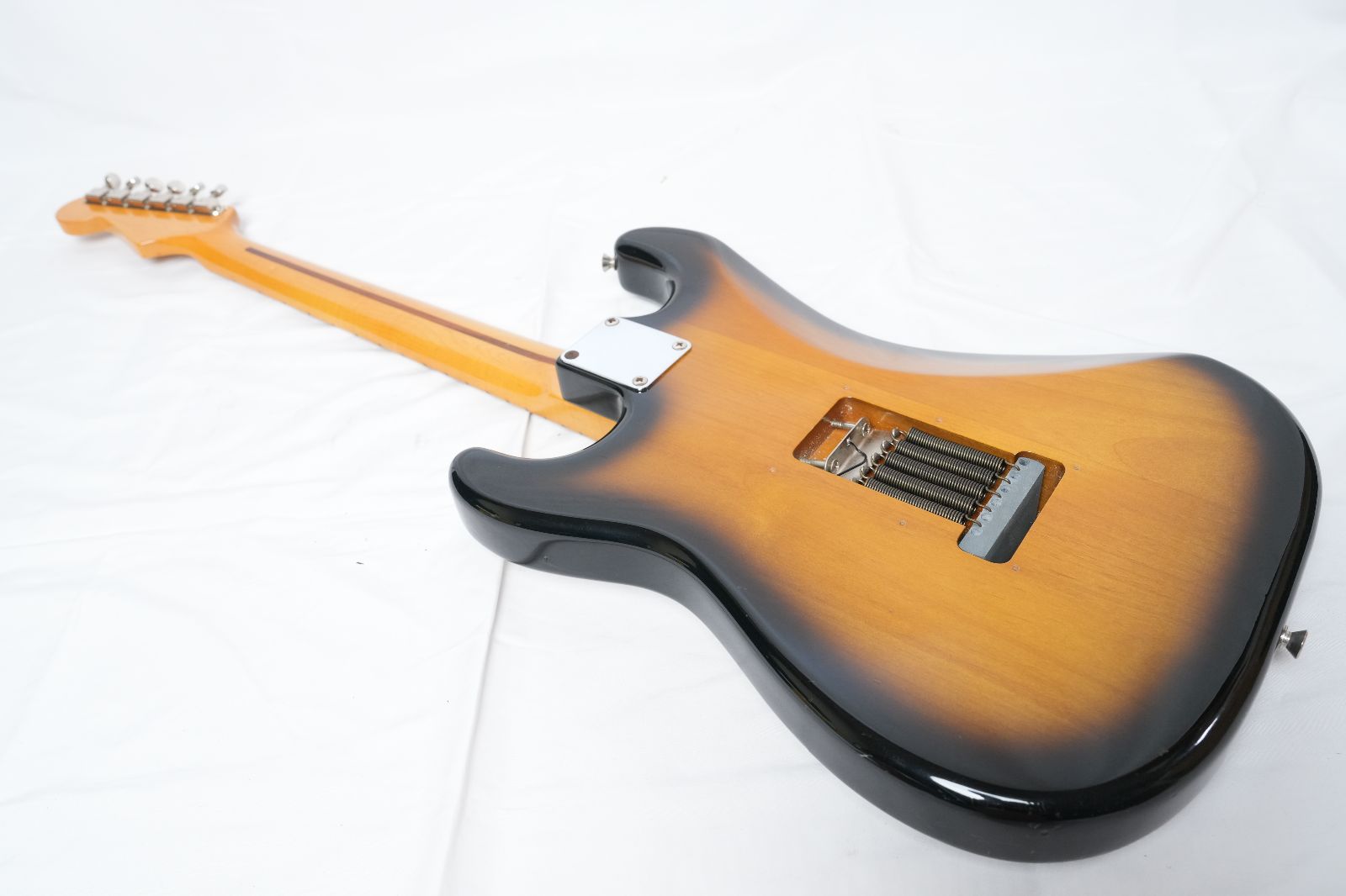 ☆Fender Japan☆ST57-70TX 2TS ストラトキャスター TEXAS SPECIAL