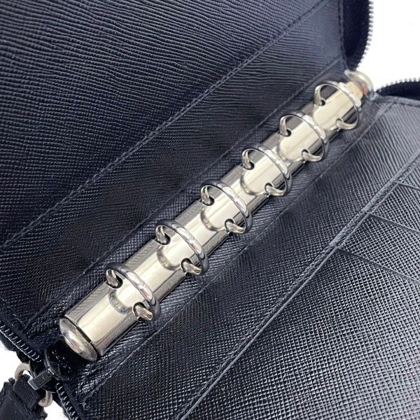 プラダ 手帳カバー トライアングル アジェンダ ナイロン レザー 革 ブラック 黒 M84 PRADA 三角ロゴプレート ラウンドファスナー システム手帳カバー ダイアリー アドレス帳 メモ帳 ノート 6穴式 き TESSUTO NERO SKLAD-KIRPICHA_RU