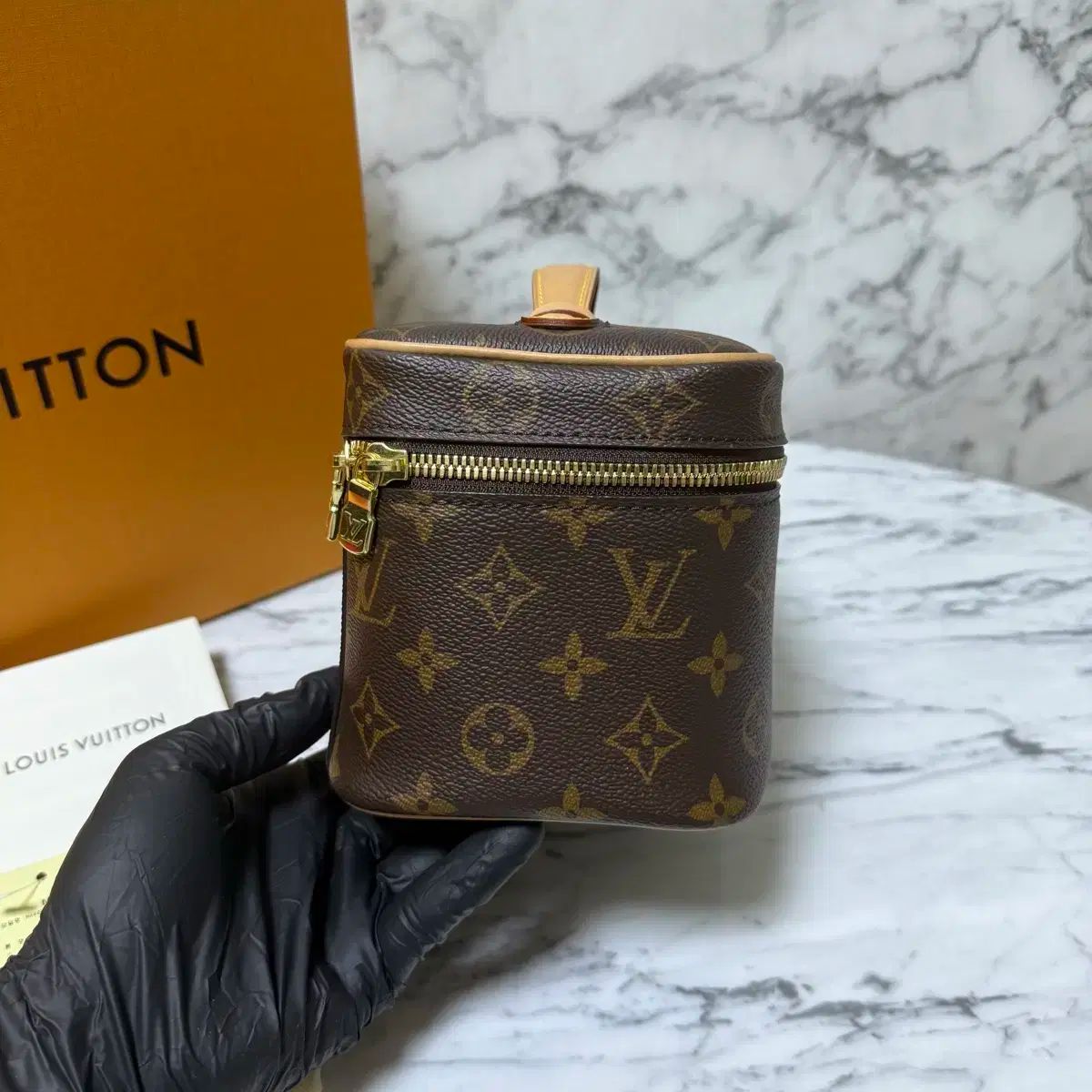 OS Louis Vuitton(ルイヴィトン) いいね ミニ モノグラム ポーチ
