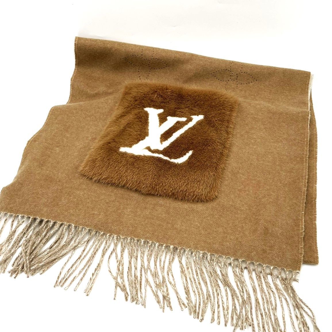 K695】LOUIS VUITTON(ルイヴィトン)/マフラー/カシミヤ/ミンク K695】LOUIS VUITTON(ルイヴィトン)/マフラー/カシミヤ/ミンク