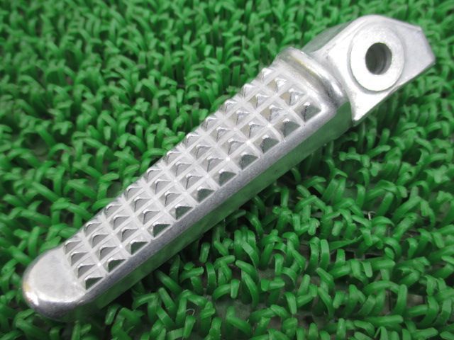 ブロス400 650 タンデムステップ 右 50711-MN8-010 在庫有 即納 ホンダ 純正 新品 バイク 部品 NC25 RC31 車検 Genuine CB1100 ブロス650