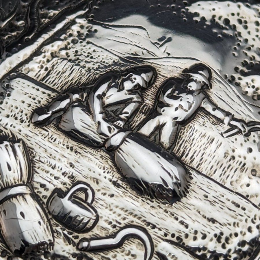 目立った傷や汚れのない美品機能1883年 英国アンティーク 純銀製ティーキャディー 110g JOHN SEPTIMUS BERESFORD