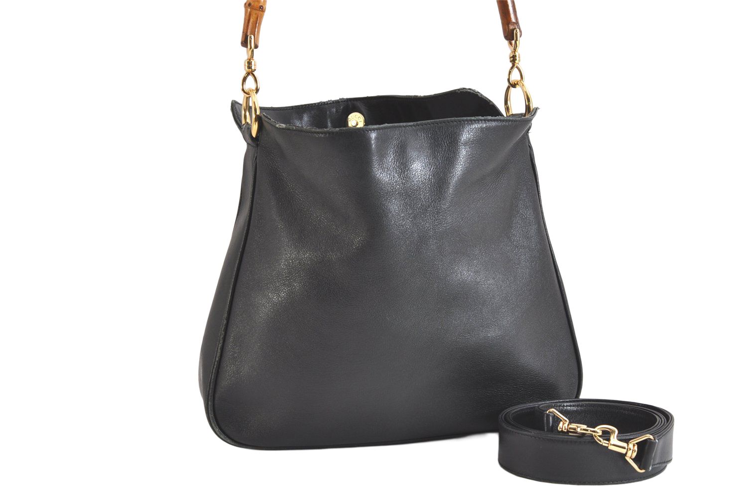 GUCCI バンブー　黒　レザー　ショルダーバッグ　ヴィンテージ GUCCI グッチ バンブー レザー 巾着 ショルダーバッグ ブラック