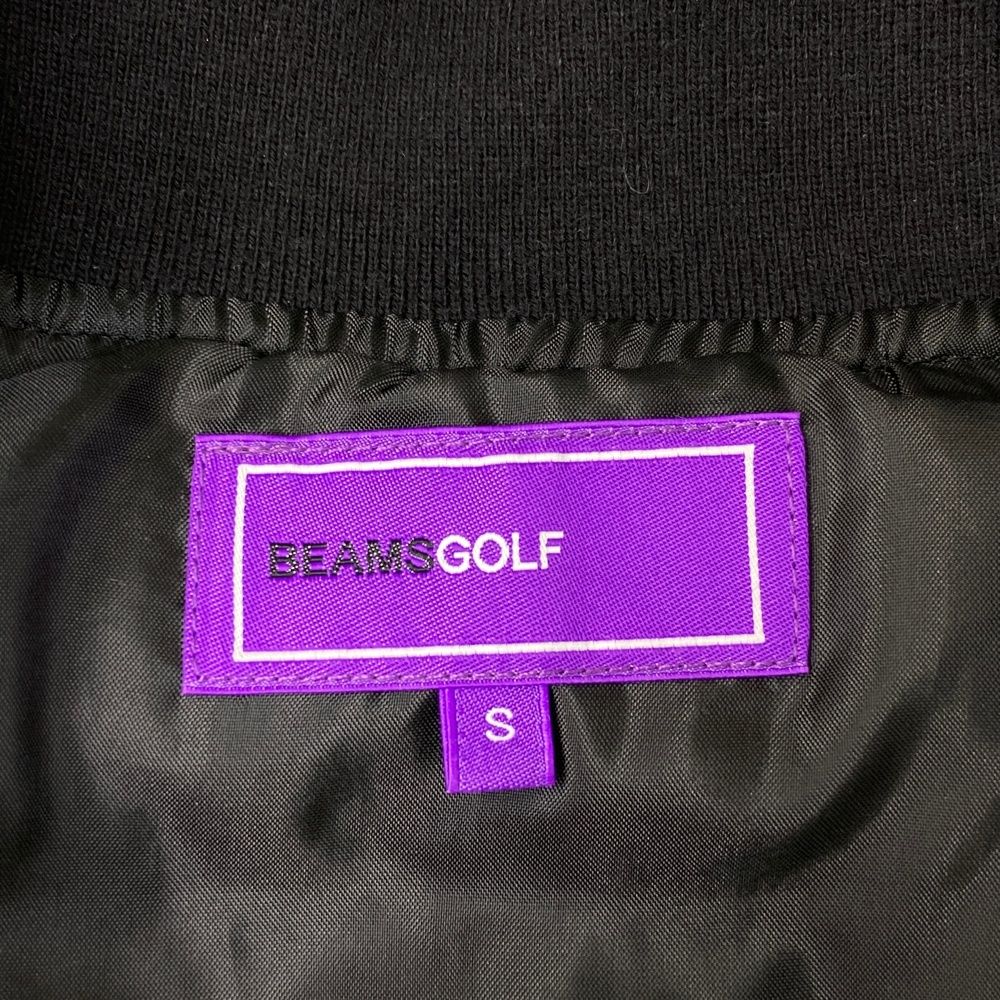 ダウンジャケット ワッペン