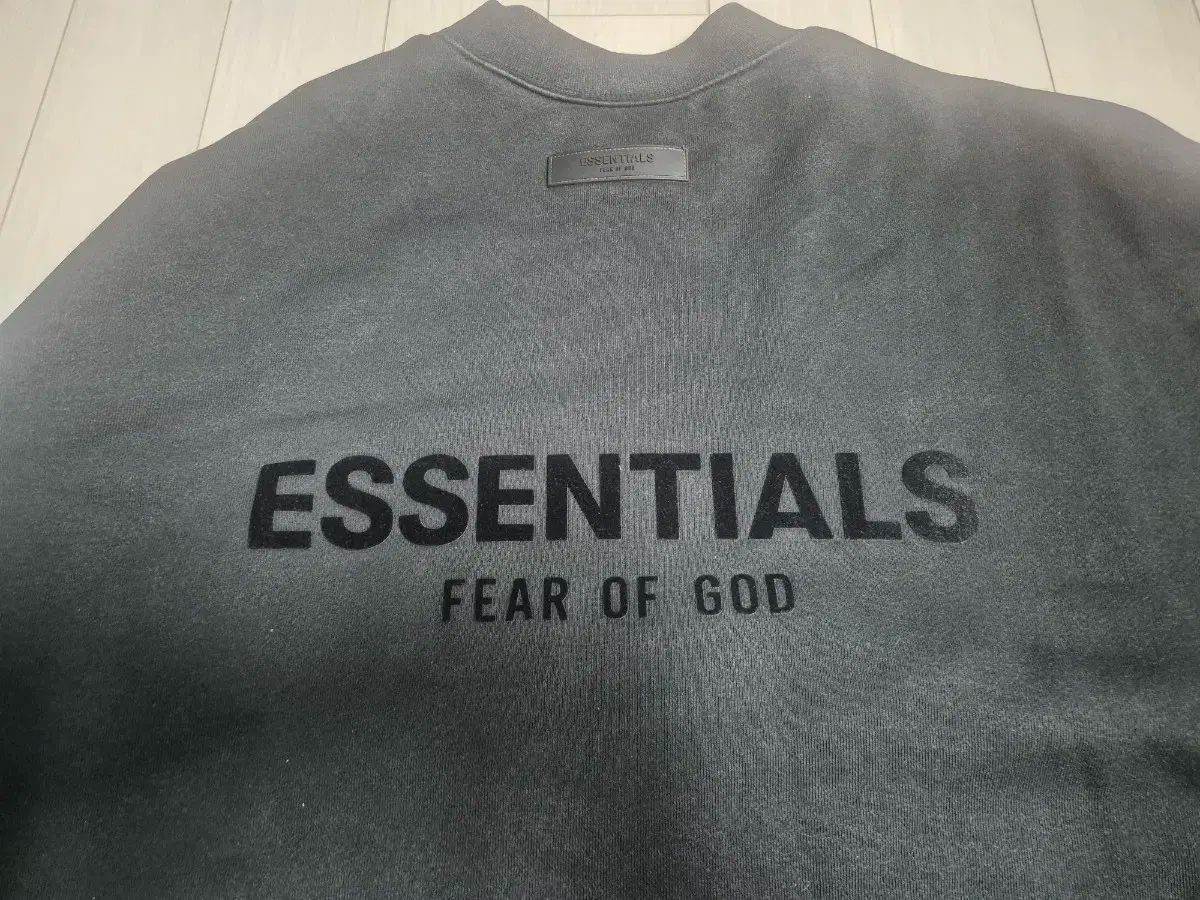 ESSENTIALS エッセンシャルズ Fear Of God スウェット ブラック
