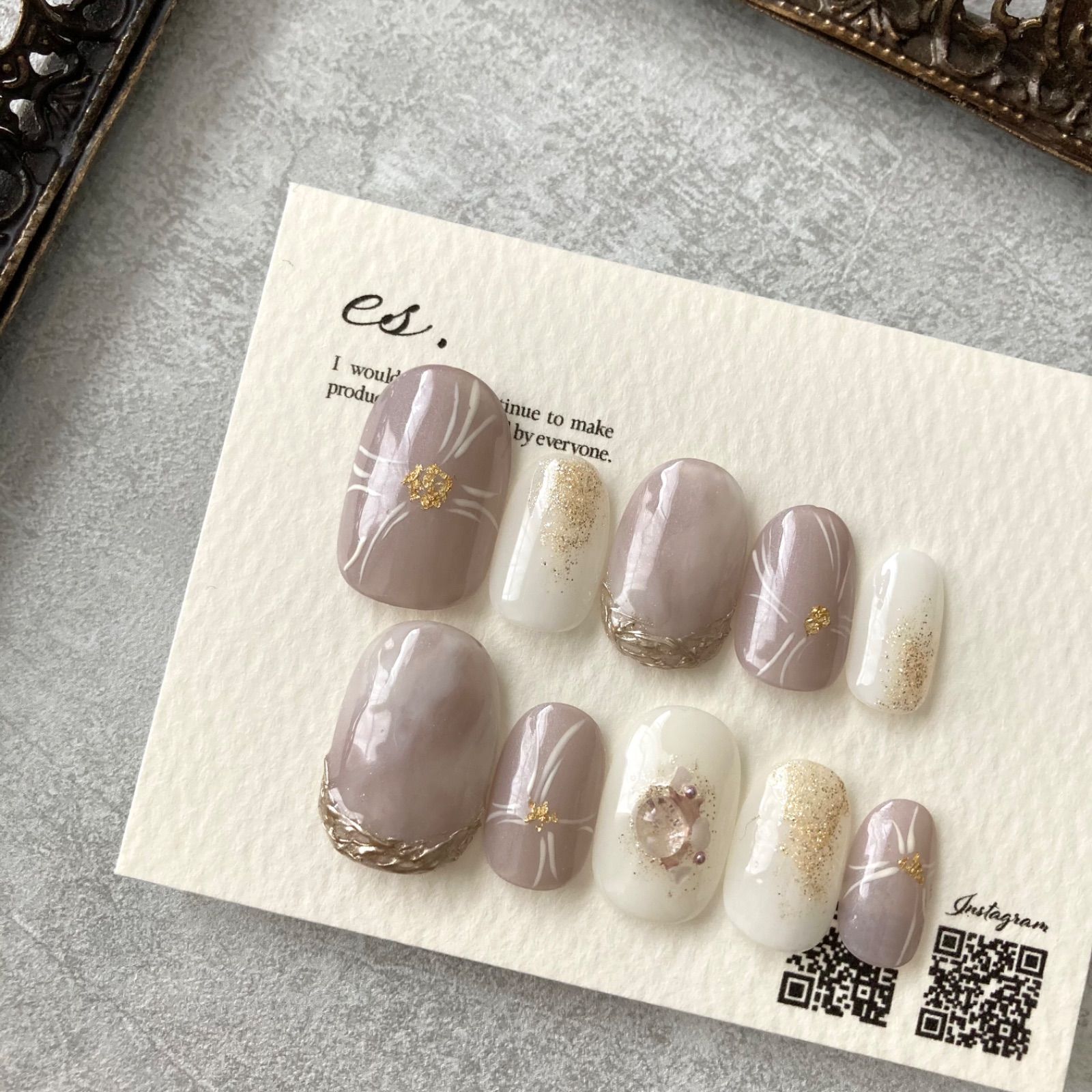 メルカリshops 春ネイル 花柄ネイル ピンクベージュ フラワーネイル ブライダルネイル 結婚式