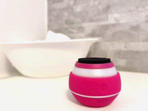 クレンジングにプラス 1台２役のオトク美顔器 EMSフェイシャルブラシ ソワンクレール Soin Clair ワインレッド IPX6防水 お風呂で毛穴の汚れ対策とリフトケア KiBi