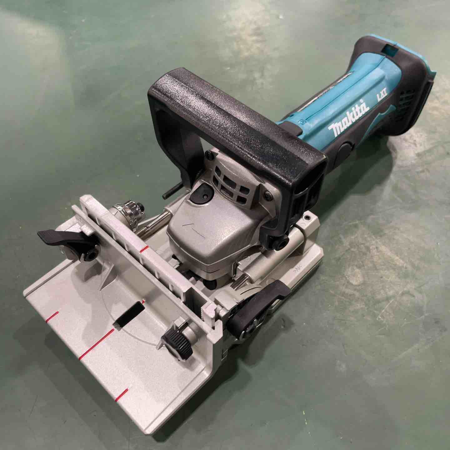 マキタ makita