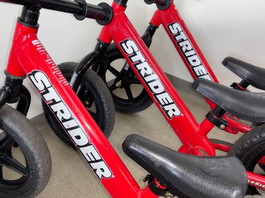 中古ストライダー赤3個セット／ランニングバイク／キックバイク