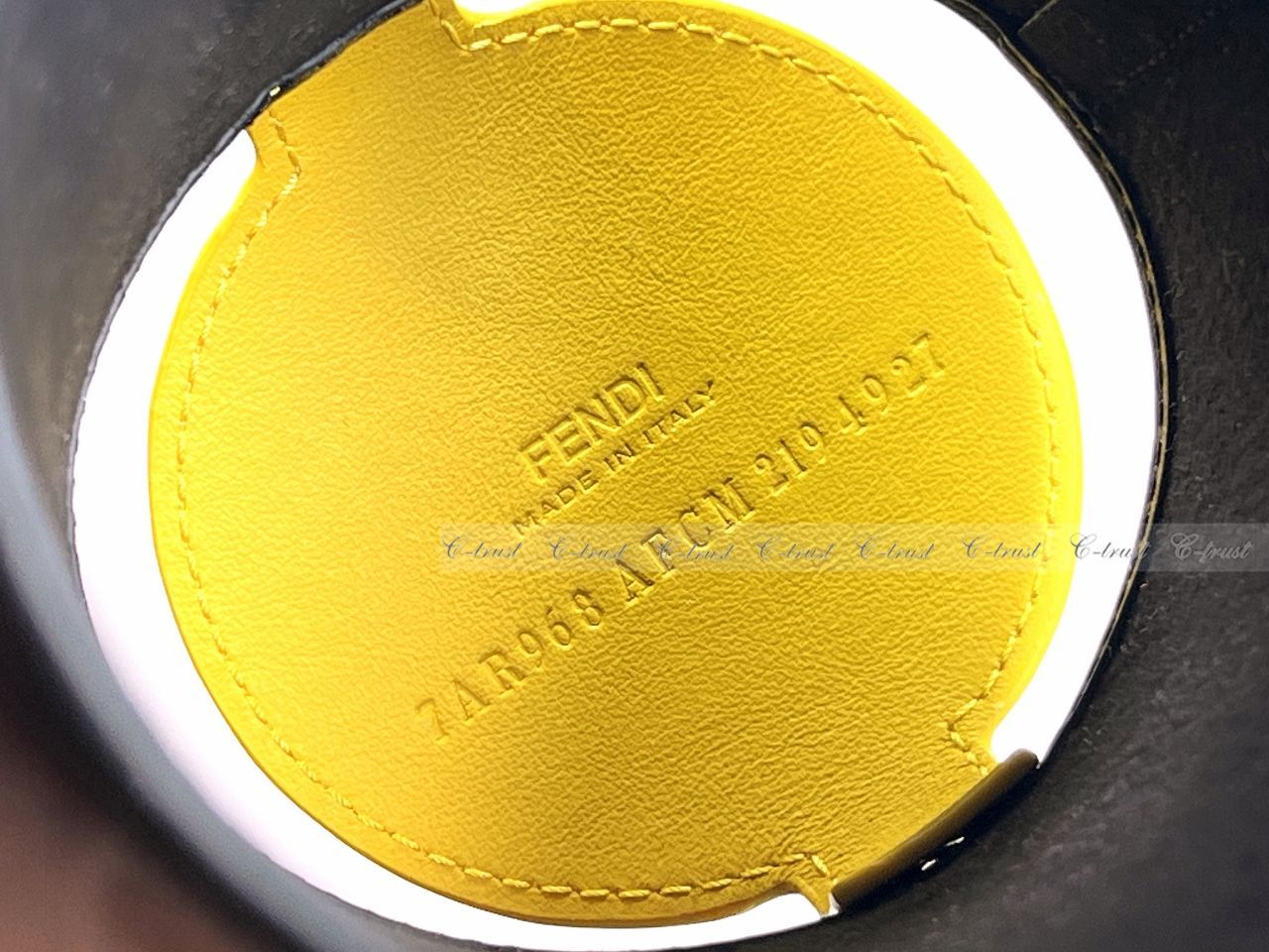 FENDI × 24BOTTLES フェンディ コラボ ボトル ホルダー FF ロゴ 