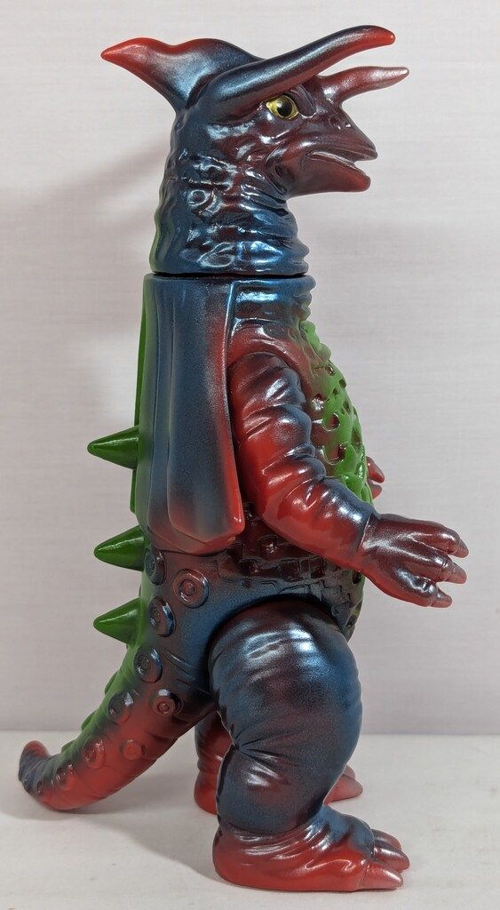 ブルマァク 復刻版怪獣シリーズ ウルトラマンタロウ コスモ