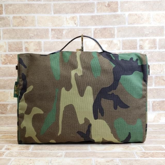 エルベシャプリエ ☆ レザー ハンドル ナイロン 舟形 ブリーフL