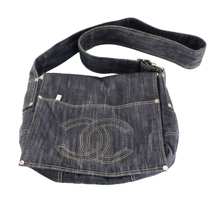 CHANEL （シャネル） ｽﾊﾟｰｸﾘﾝｸﾞﾃﾞﾆﾑ ｼｮﾙﾀﾞｰﾊﾞｯｸﾞ バッグ ショルダー 