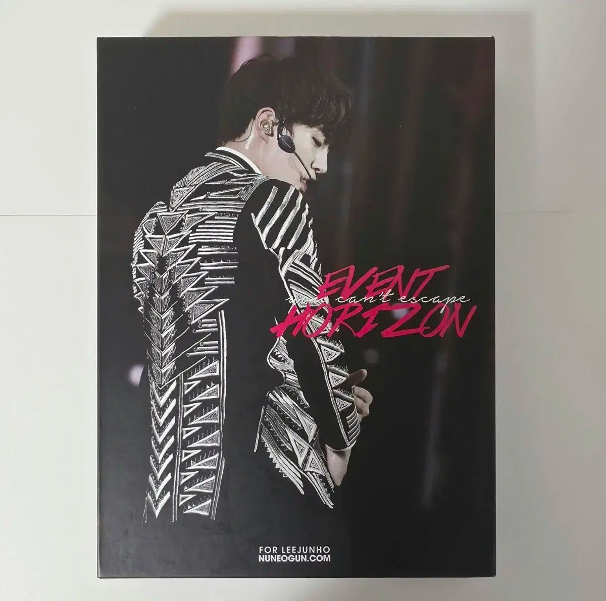【匿名配送】2PMジュノ 韓国ファンサイトDVD「EVENT HORIZON」 イ・ジュノ(LEE JUNHO) シスターガン DVD EVENT HORIZON - メルカリ