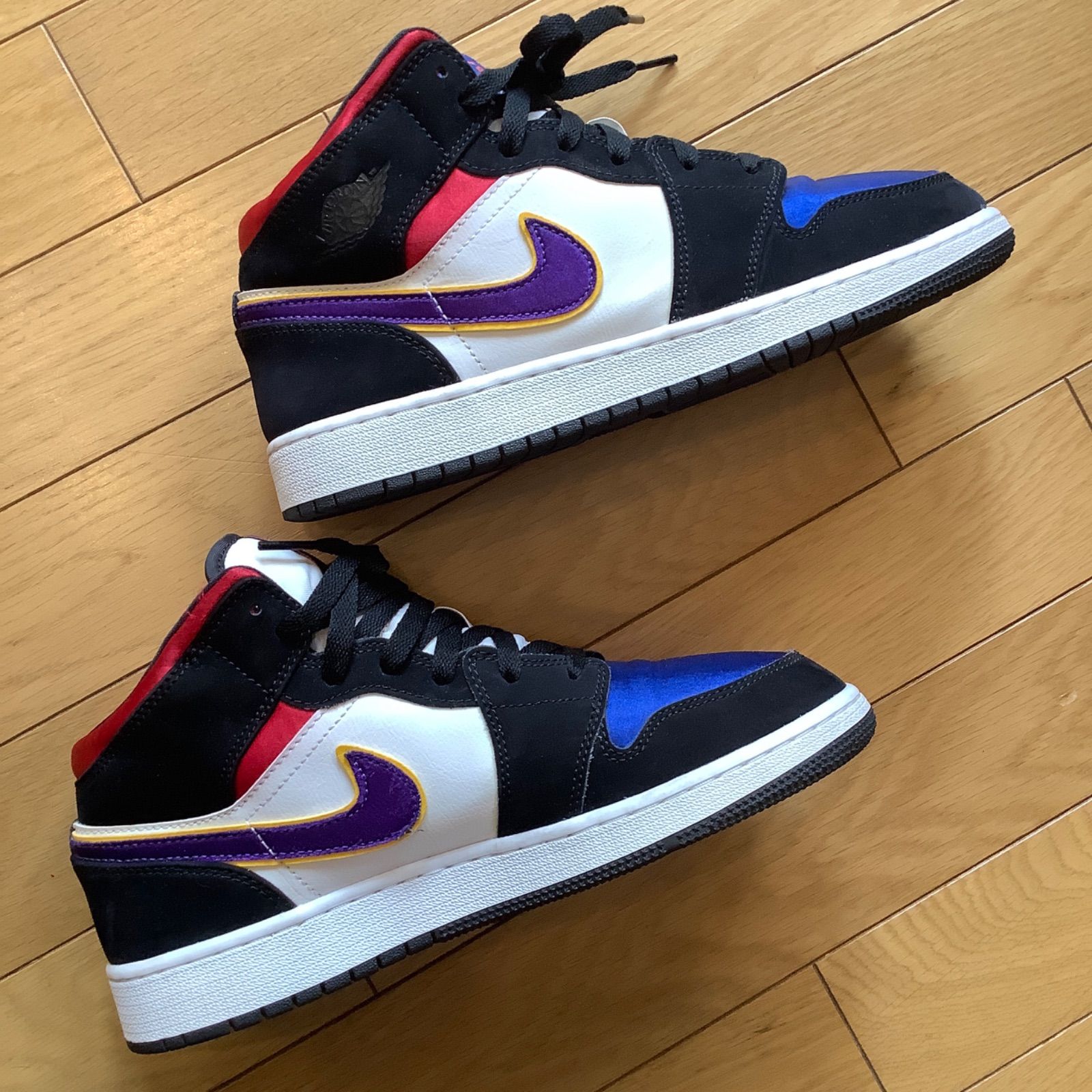 NIKE AIR JORDAN 1 MID SE(GS)BQ6931-005 - メルカリ