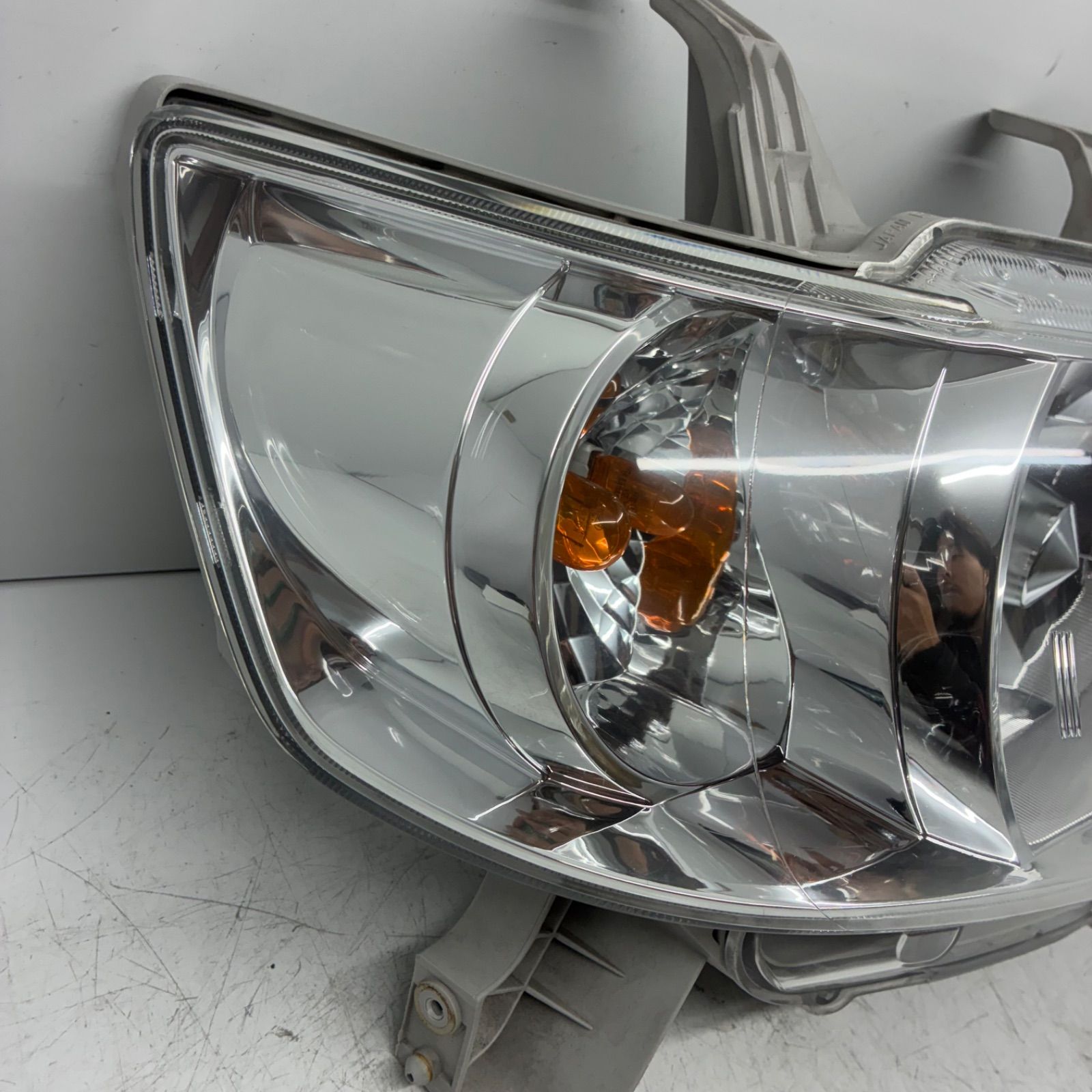 LR HID