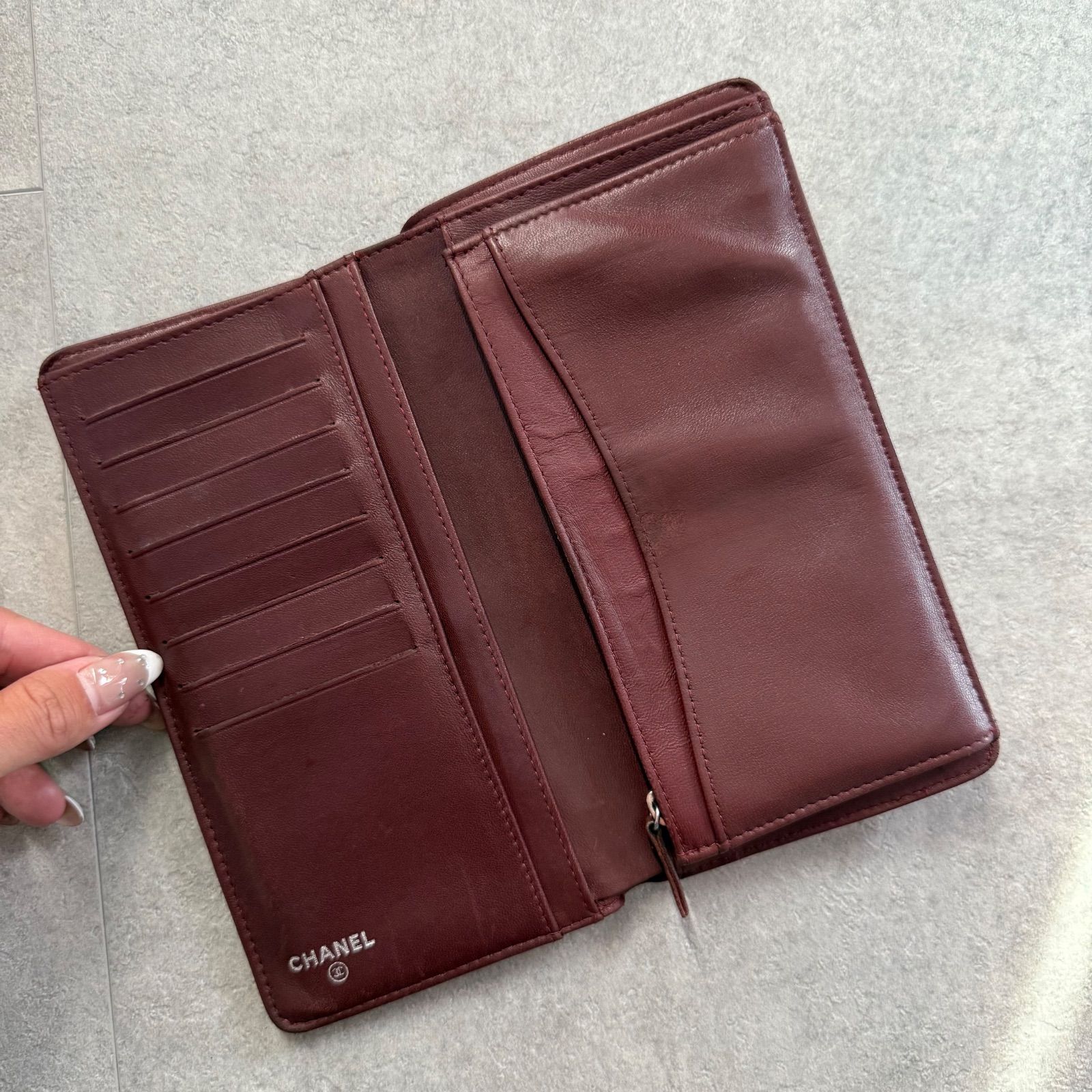 CHANEL ココマーク マトラッセ ラムスキン 長財布 ブラック ボルドー