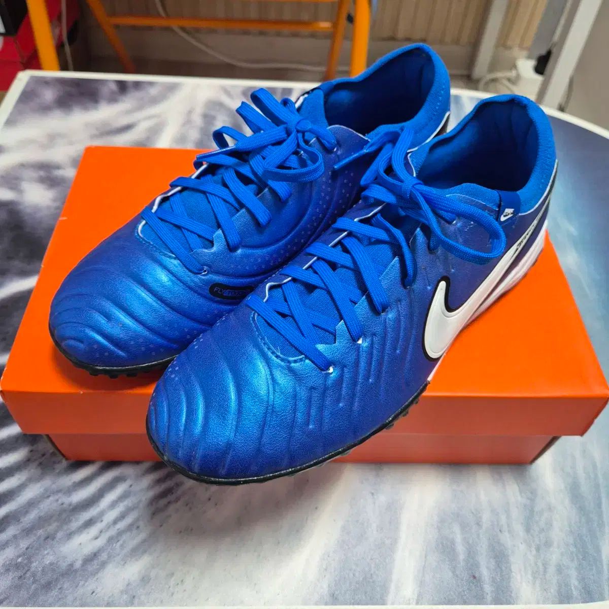 NIKE ナイキ ティエンポ レジェンド 10 プロ TF 270mm サッカーシューズ