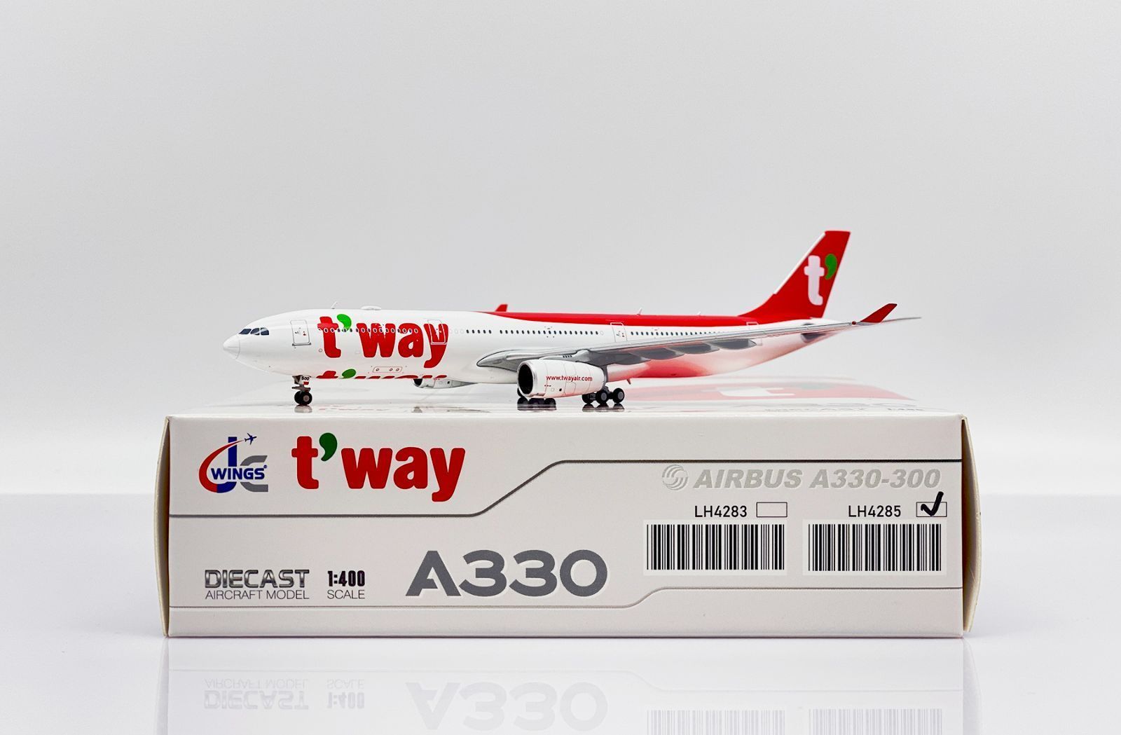 Jcwings T Way A330-300 HL8500 1|400 LH4285